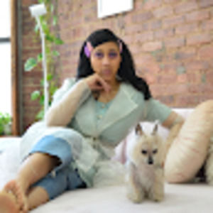 Meet your Posher, Leigh